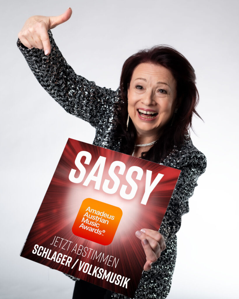 AMA-26_Sassy06655-v2